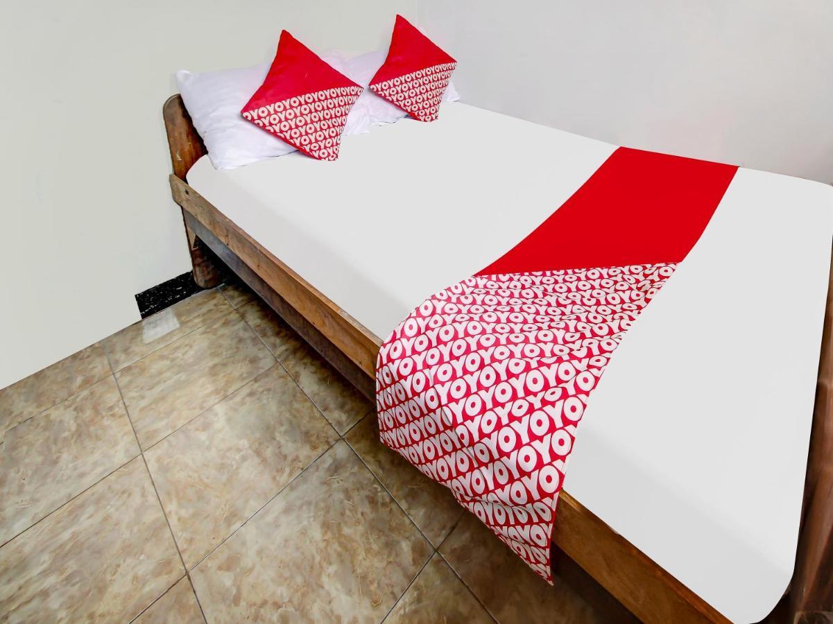 Oyo Homes 91134 Desa Wisata Tebing Lingga Trenggalek Экстерьер фото