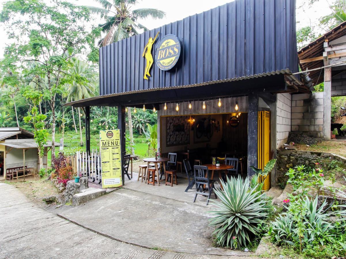 Oyo Homes 91134 Desa Wisata Tebing Lingga Trenggalek Экстерьер фото